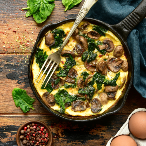 Omelette-champignons-bacon-epinards_1500x1000